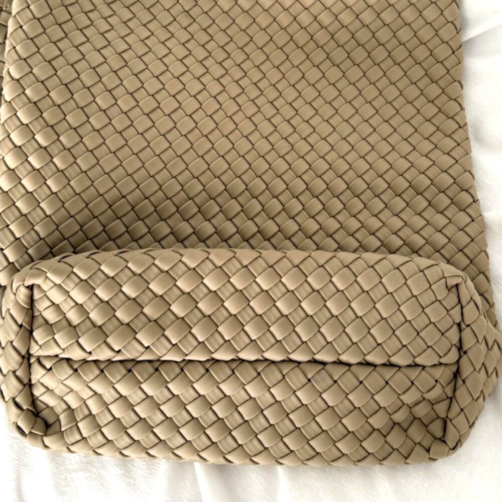 Ah-Dorned New York Neoprene Messenger Bag Tote Beige 2pc Set NWT - Picture 11 of 11